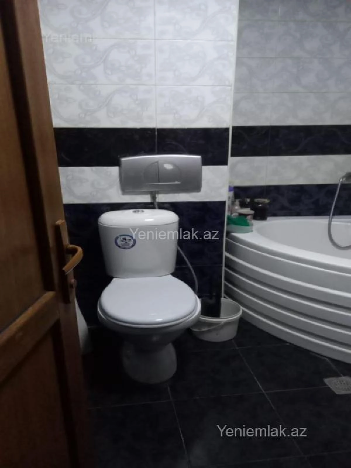Satılır 3 otaqlı köhnə tikili 90 m²