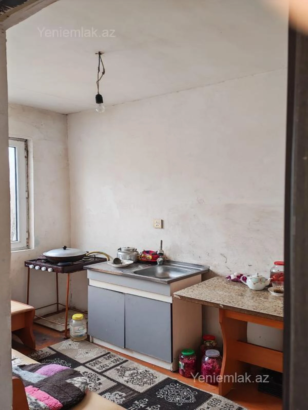 Satılır 4 otaqlı həyət evi 100 m²