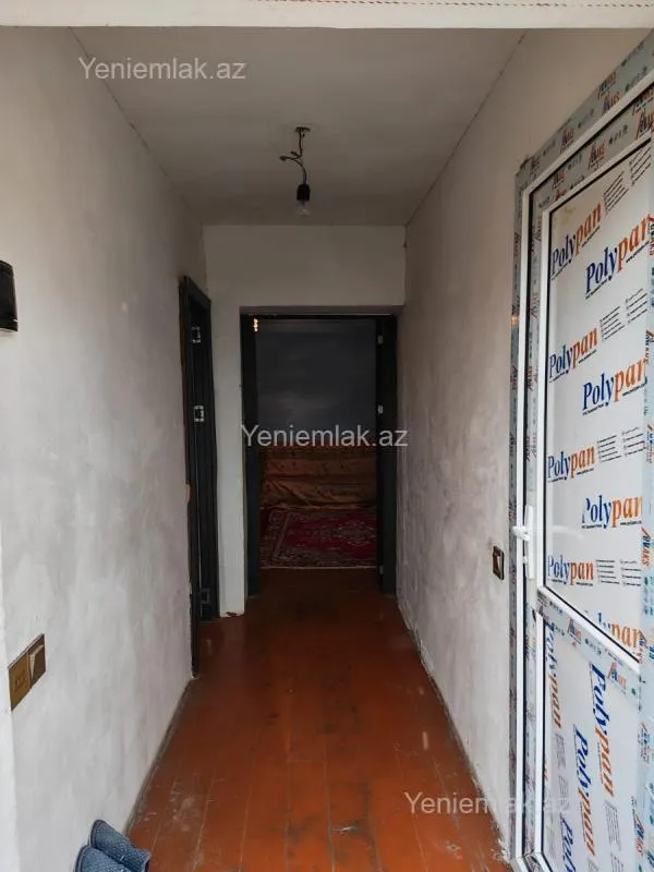 Satılır 4 otaqlı həyət evi 100 m²