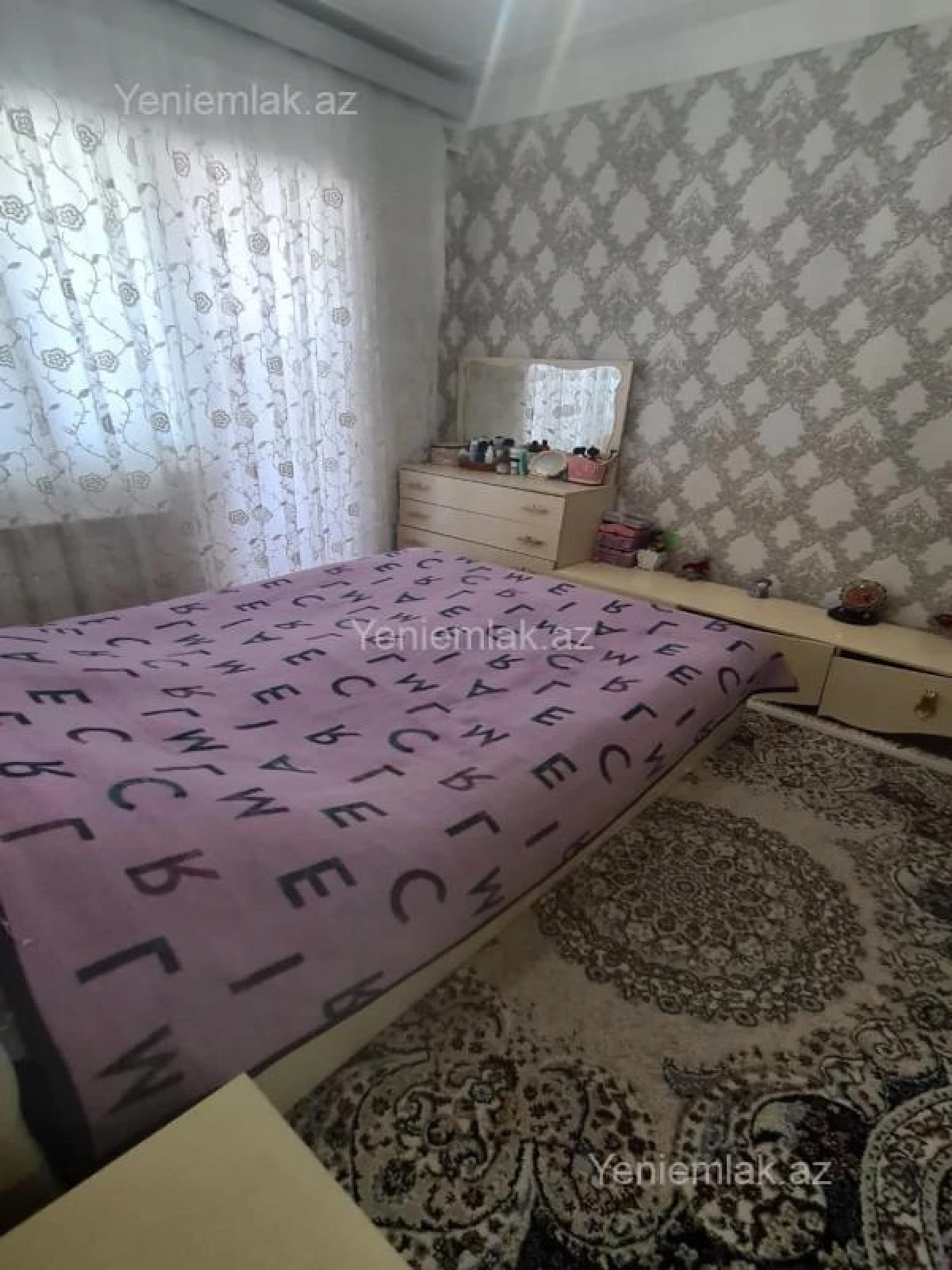 Satılır 3 otaqlı köhnə tikili 90 m²