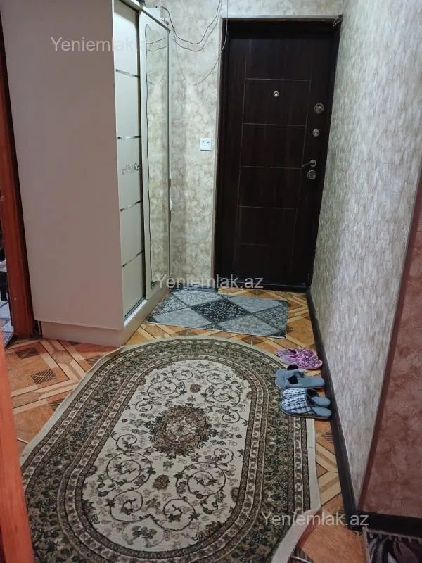 Satılır 3 otaqlı köhnə tikili 90 m²