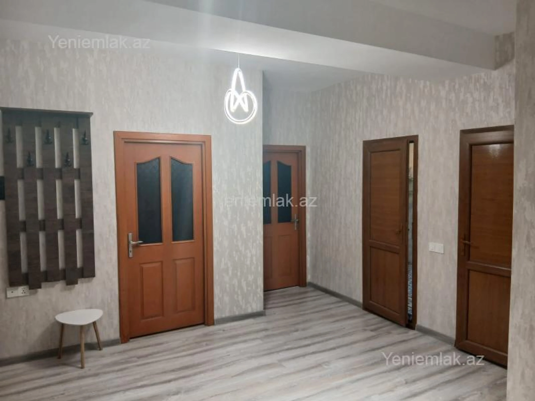 Satılır 3 otaqlı yeni tikili 100 m²