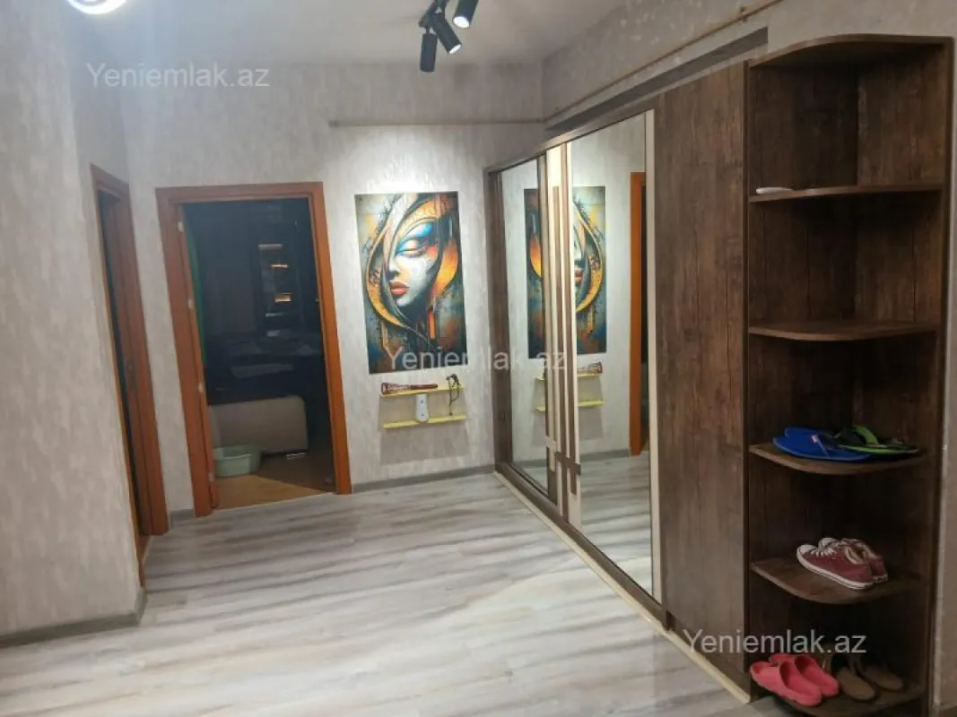 Satılır 3 otaqlı yeni tikili 100 m²