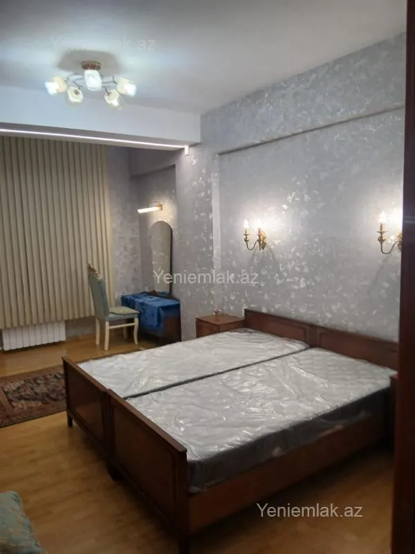 Satılır 3 otaqlı yeni tikili 100 m²