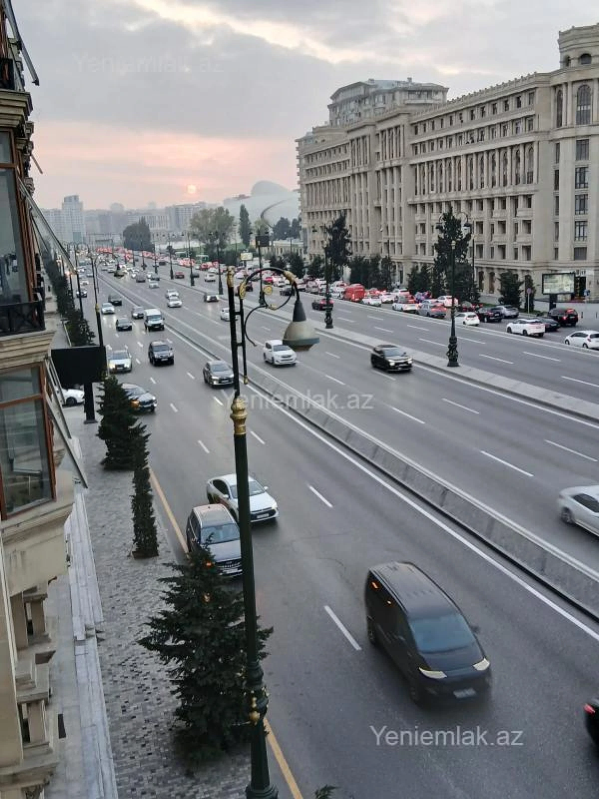 Satılır 3 otaqlı yeni tikili 100 m²