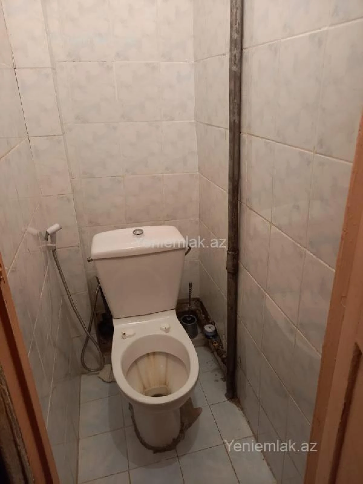 Satılır 2 otaqlı köhnə tikili 55 m²