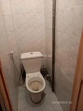 Satılır 2 otaqlı köhnə tikili 55 m²