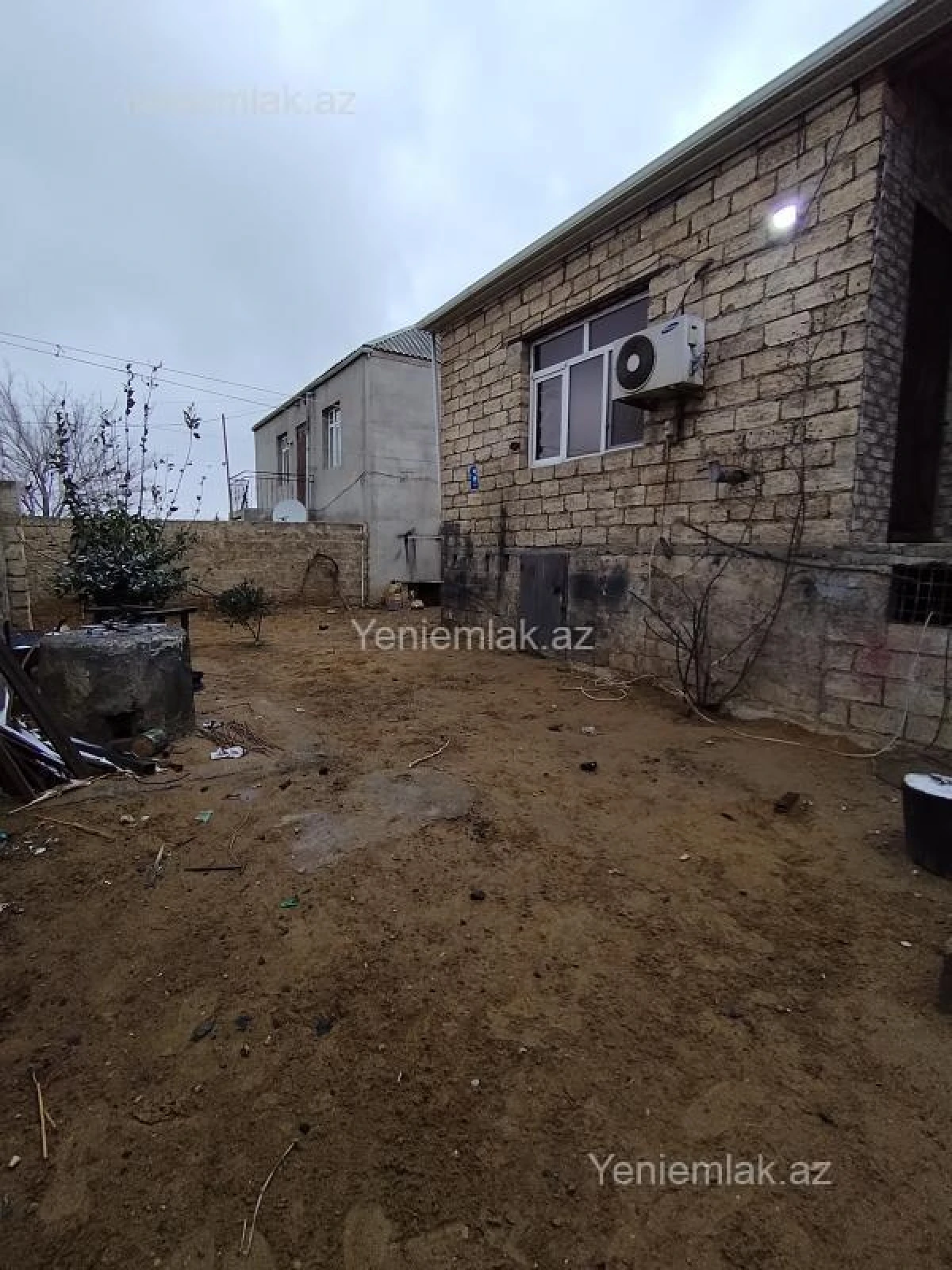 Satılır 3 otaqlı həyət evi 100 m²