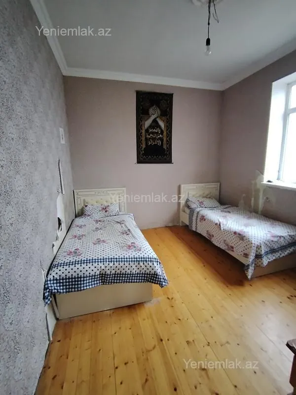 Satılır 3 otaqlı həyət evi 100 m²