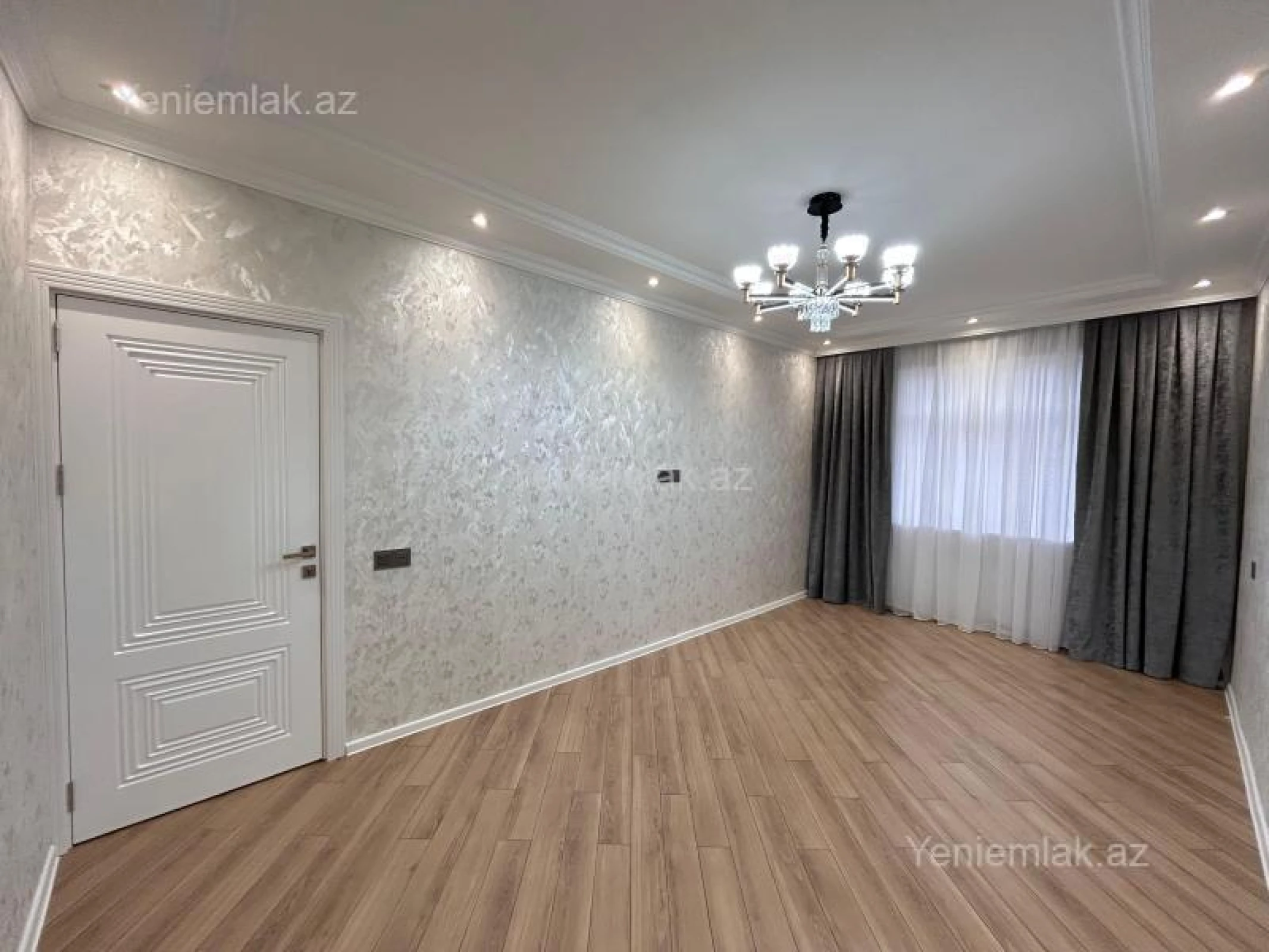 Satılır 3 otaqlı köhnə tikili 80 m²