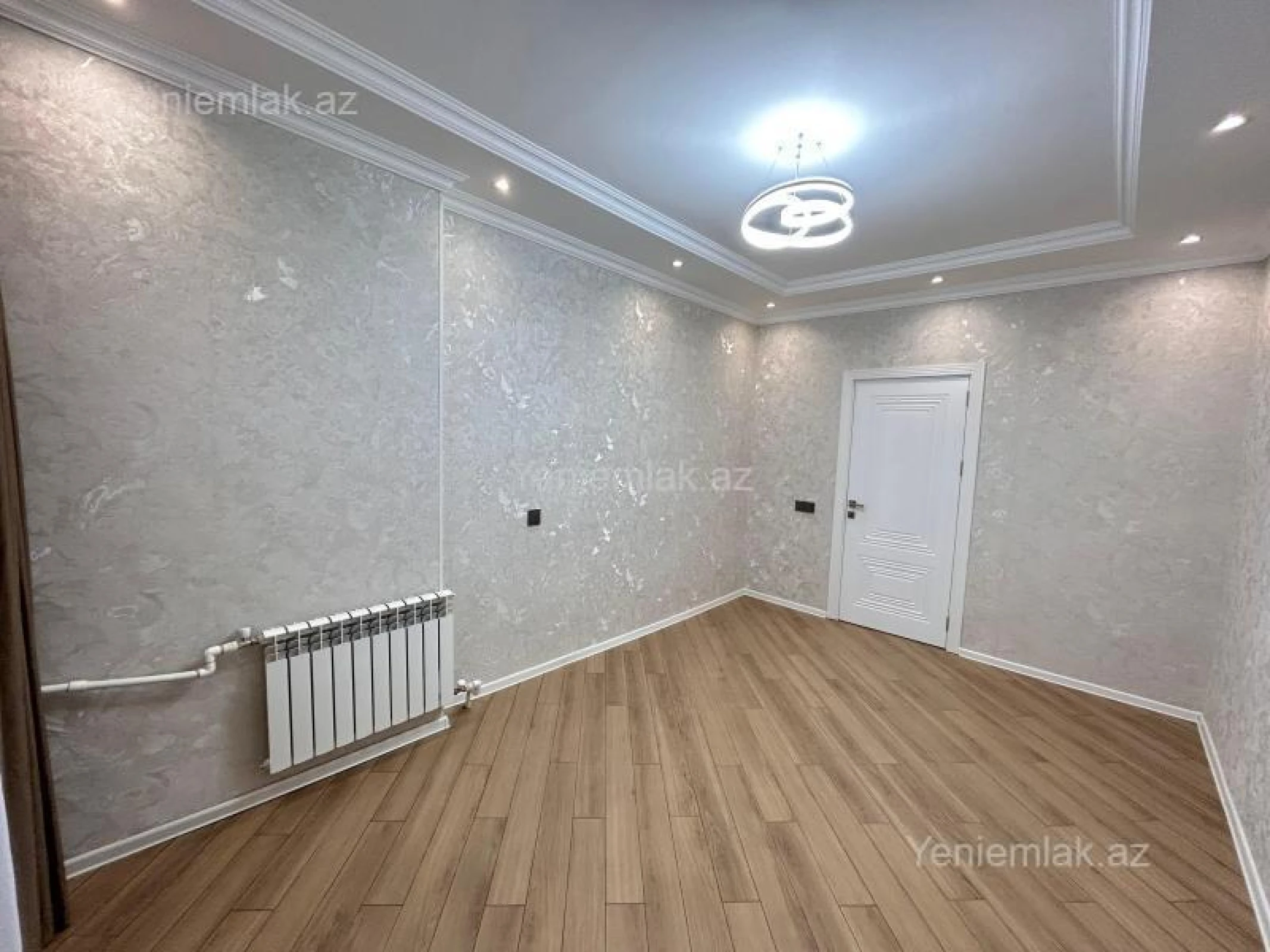 Satılır 3 otaqlı köhnə tikili 80 m²