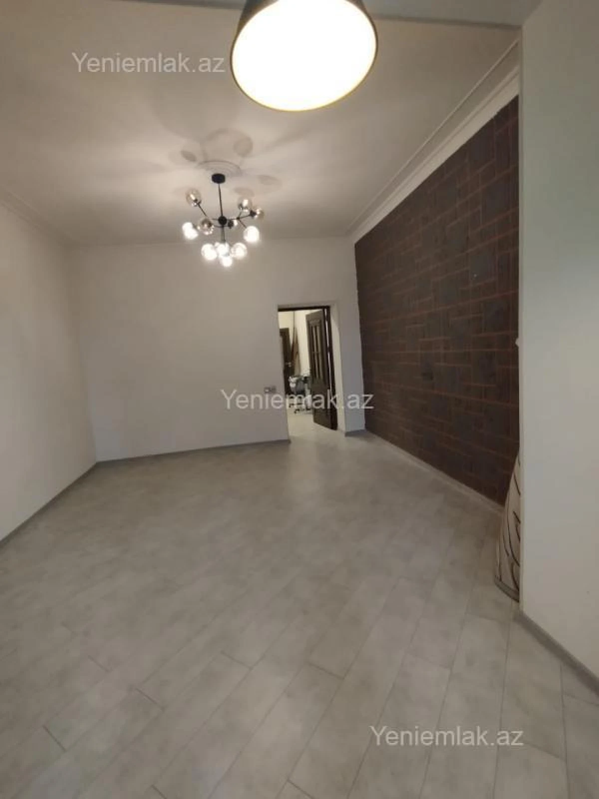 Satılır 3 otaqlı köhnə tikili 88 m²