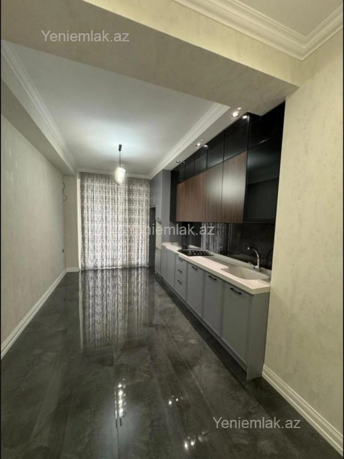 Satılır 3 otaqlı yeni tikili 138 m²