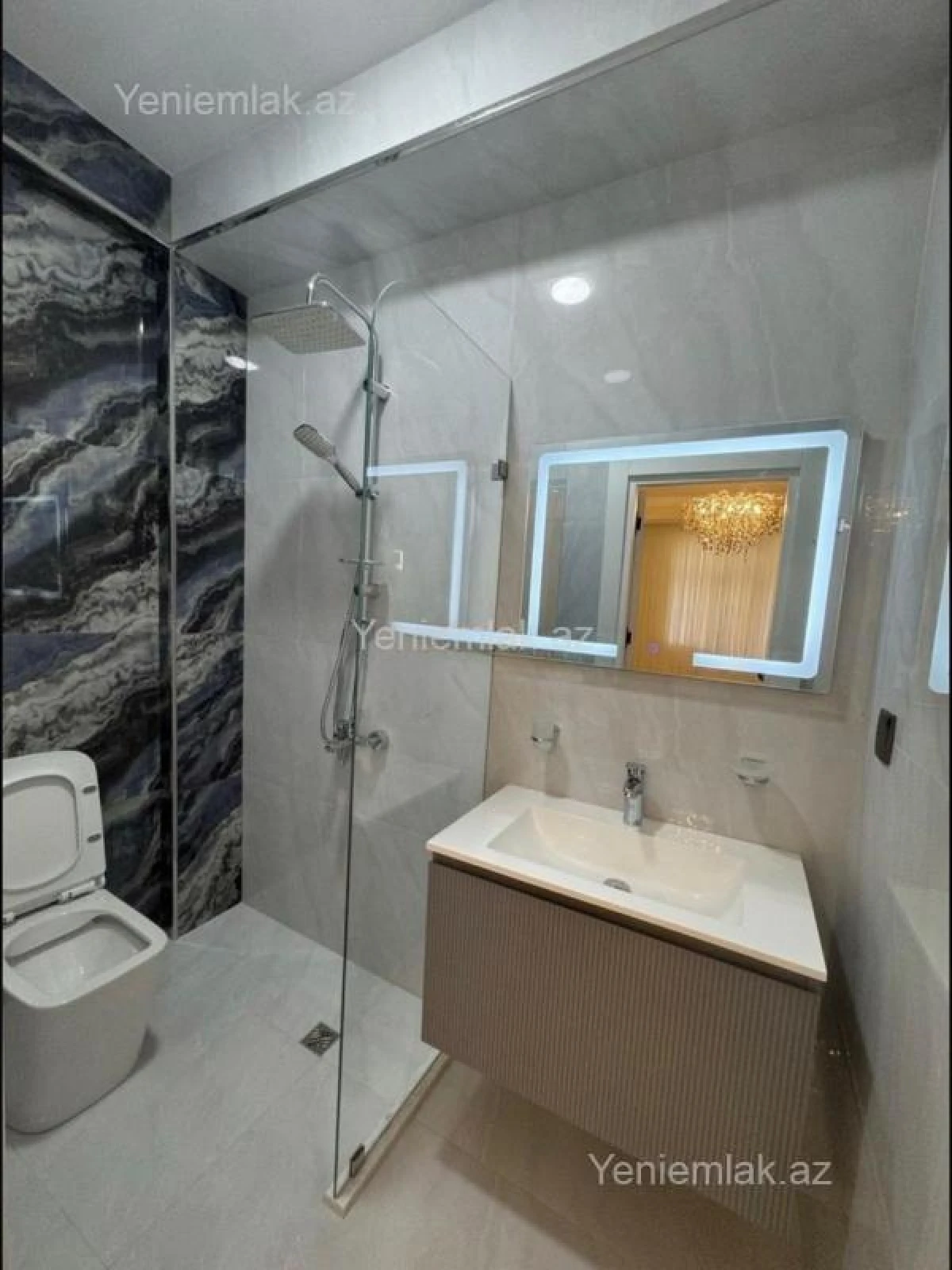 Satılır 3 otaqlı yeni tikili 138 m²