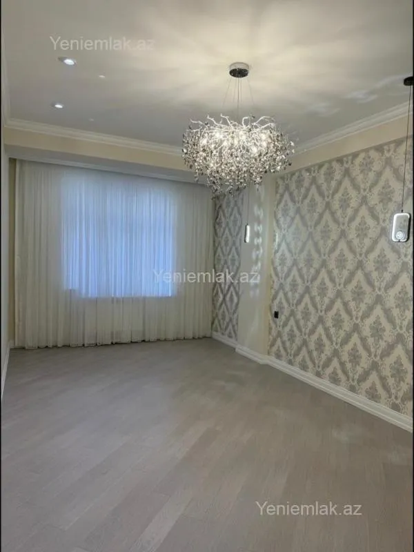 Satılır 3 otaqlı yeni tikili 138 m²