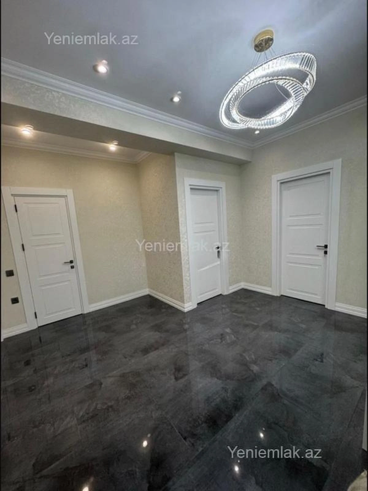 Satılır 3 otaqlı yeni tikili 138 m²