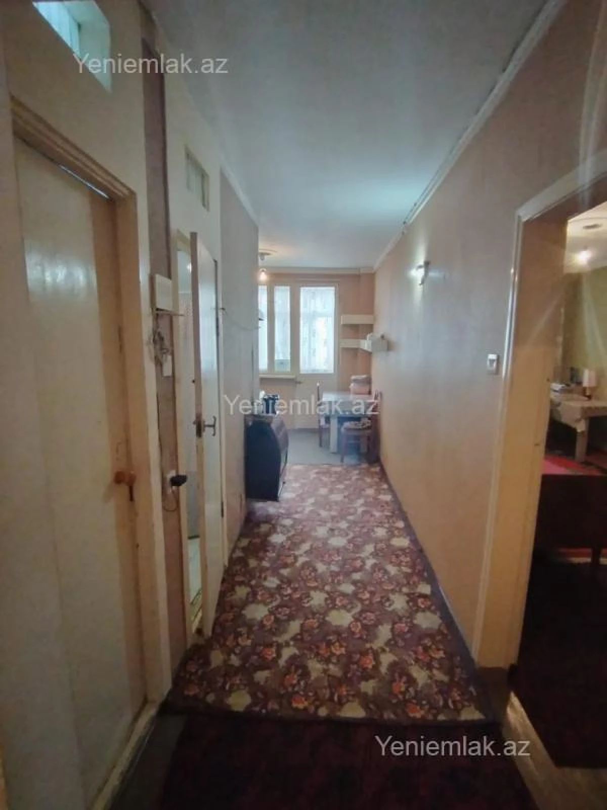Satılır 3 otaqlı köhnə tikili 75 m²