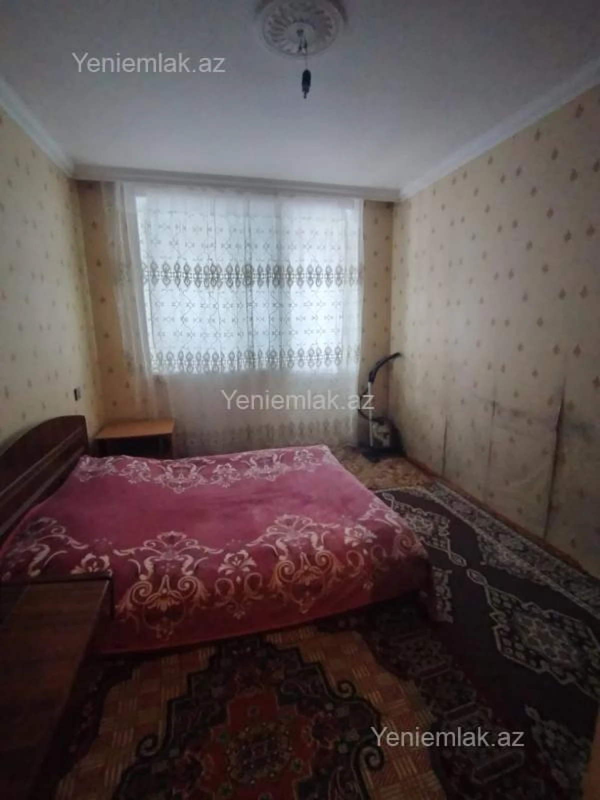 Satılır 3 otaqlı köhnə tikili 75 m²