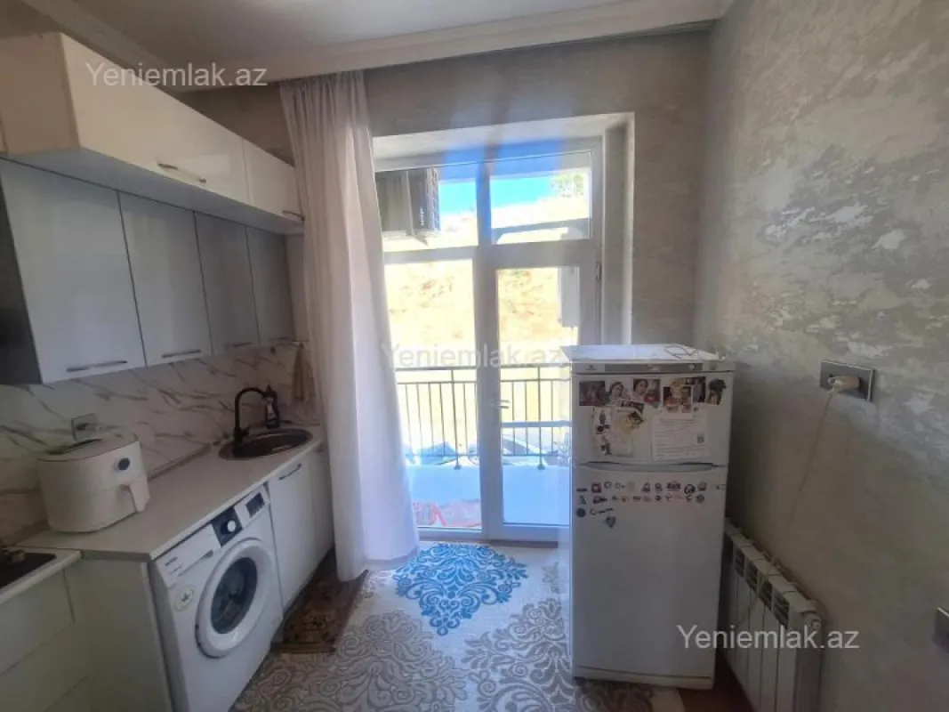 Satılır 2 otaqlı yeni tikili 50 m²
