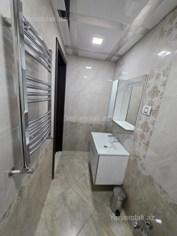 Satılır 2 otaqlı yeni tikili 105 m²