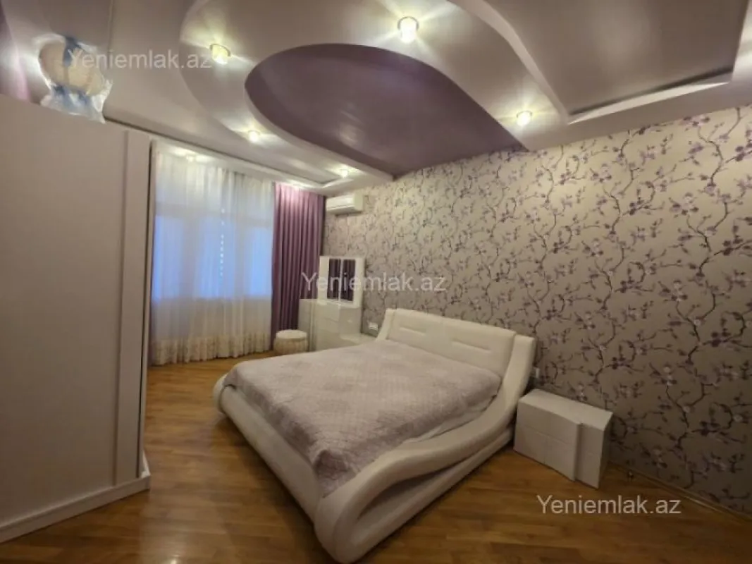 Satılır 2 otaqlı yeni tikili 105 m²