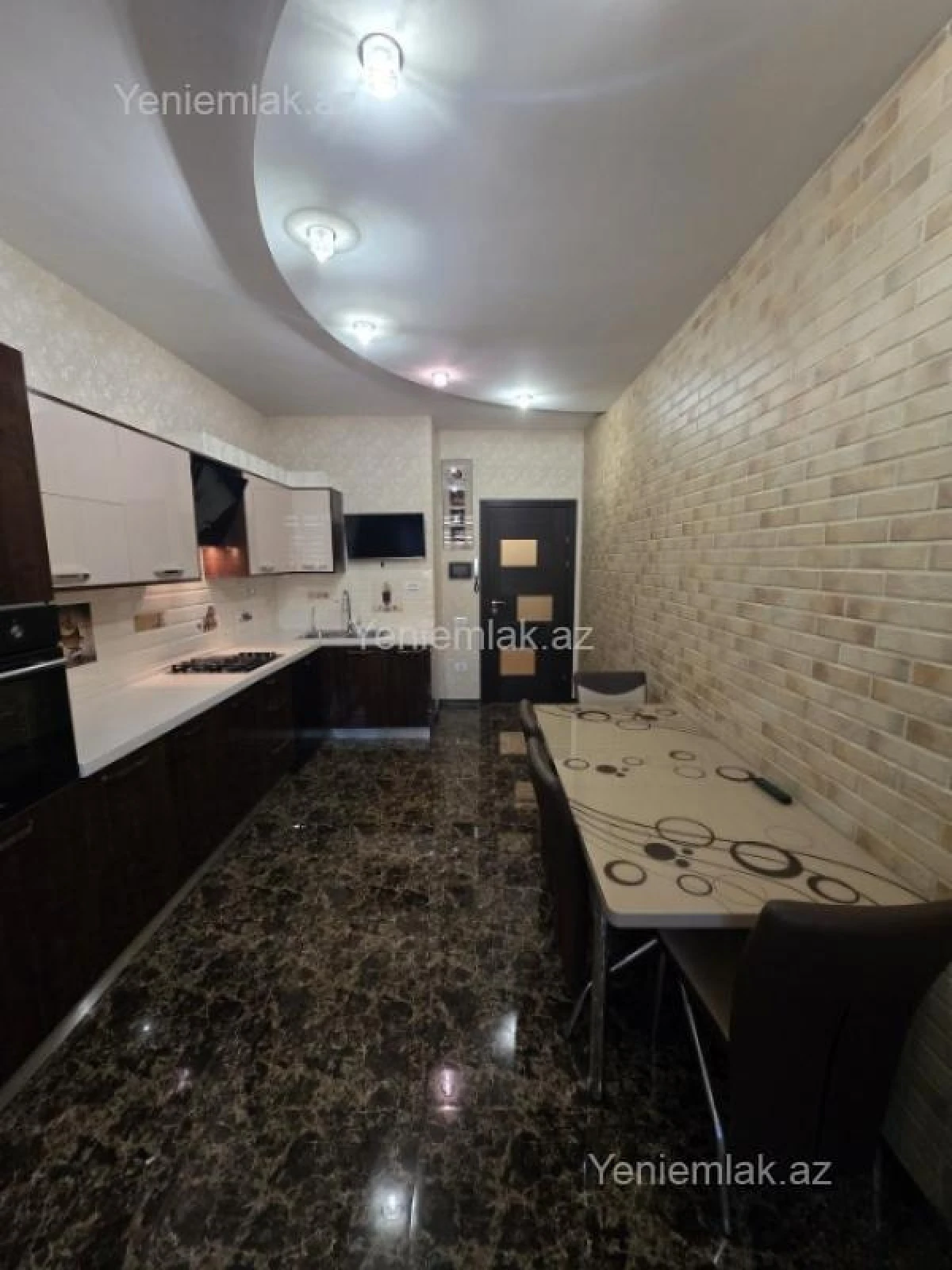 Satılır 2 otaqlı yeni tikili 105 m²