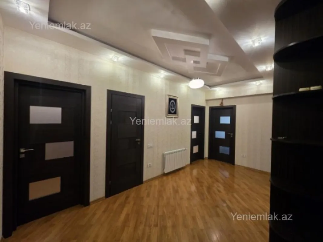 Satılır 2 otaqlı yeni tikili 105 m²