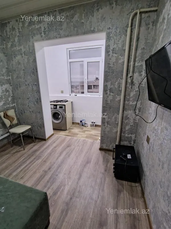 Satılır 2 otaqlı köhnə tikili 60 m²