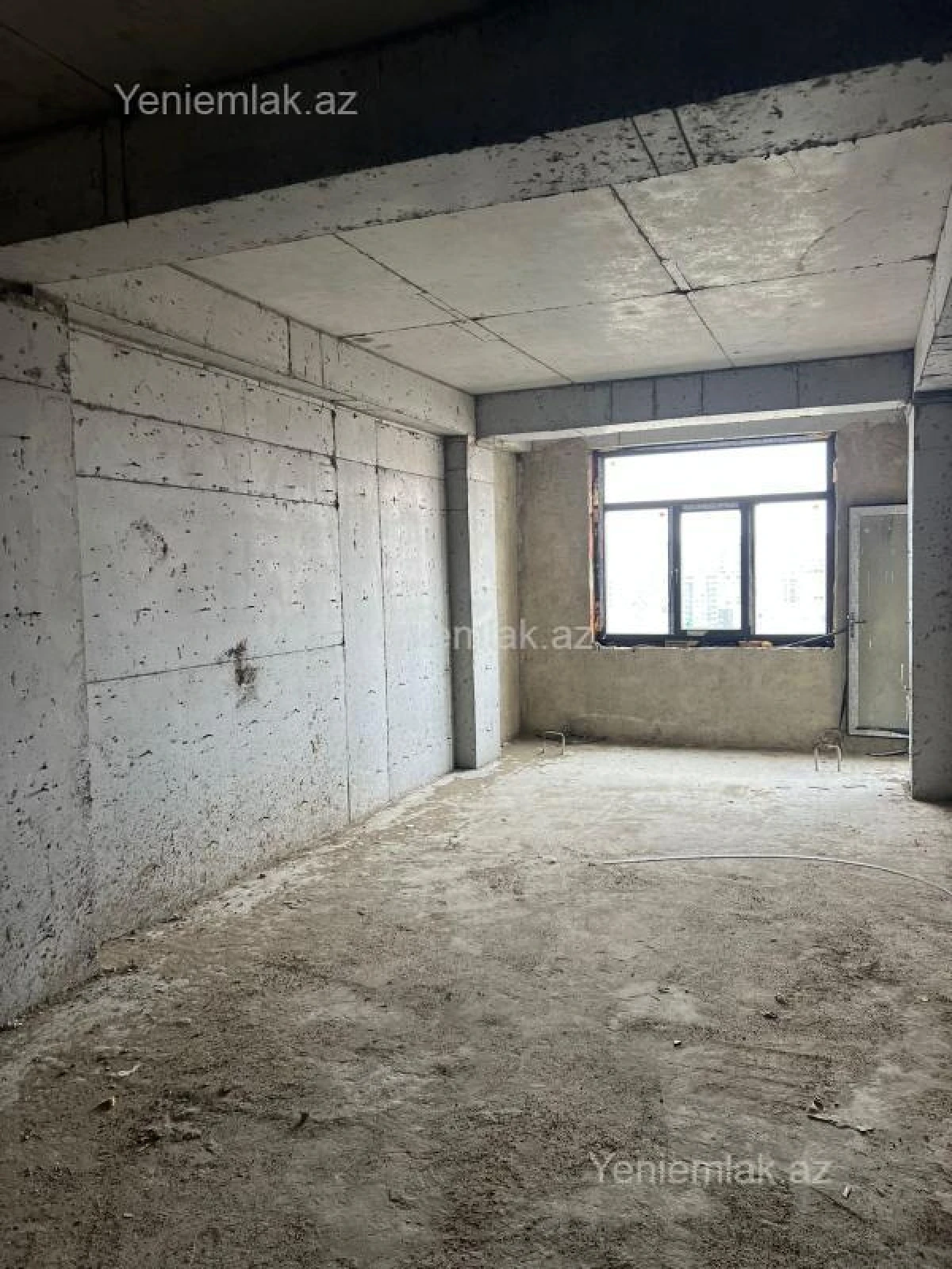 Satılır 3 otaqlı yeni tikili 129 m²