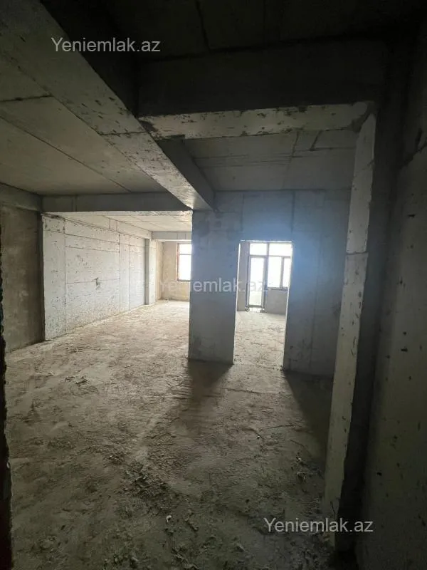 Satılır 3 otaqlı yeni tikili 129 m²
