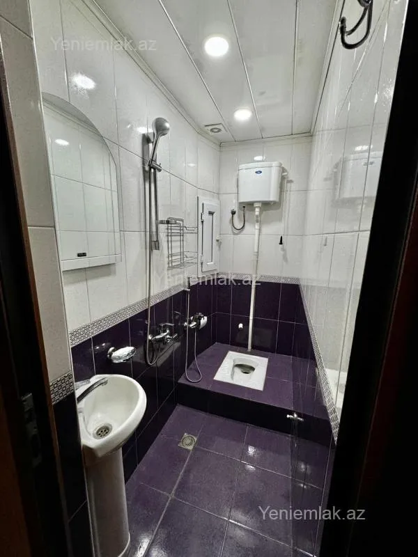 Satılır 4 otaqlı yeni tikili 130 m²