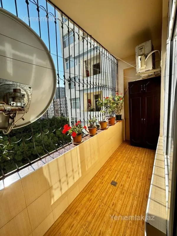 Satılır 4 otaqlı yeni tikili 130 m²