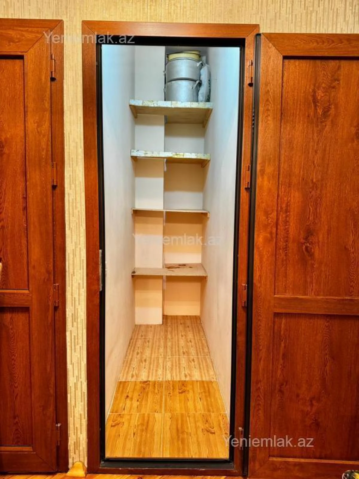 Satılır 4 otaqlı yeni tikili 130 m²