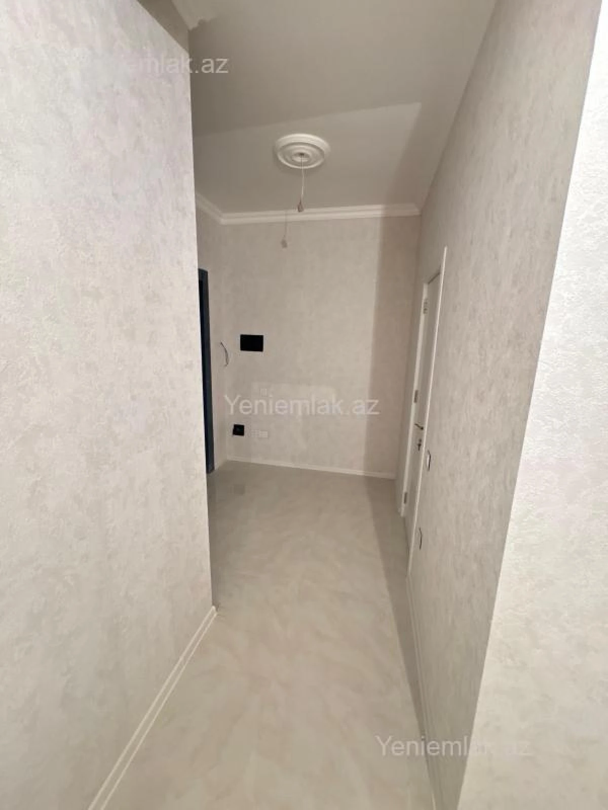 Satılır 2 otaqlı yeni tikili 91 m²