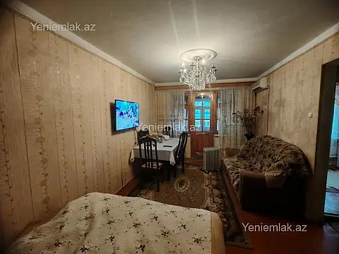 Satılır 1 otaqlı köhnə tikili 32 m²