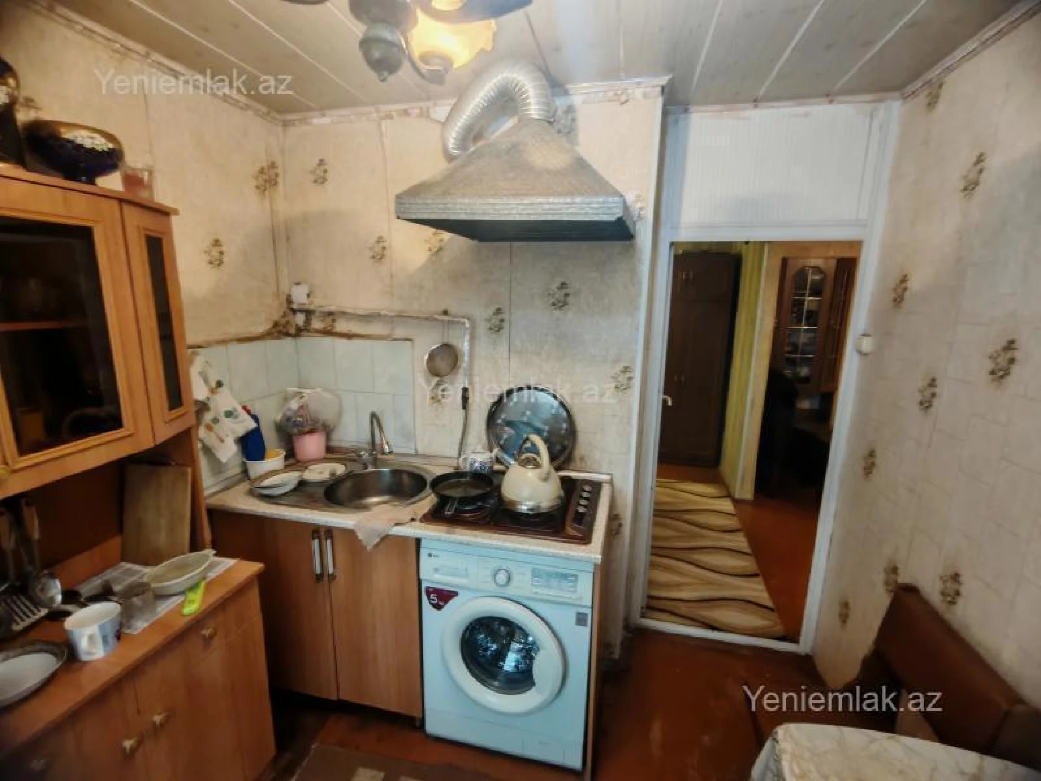 Satılır 1 otaqlı köhnə tikili 32 m²