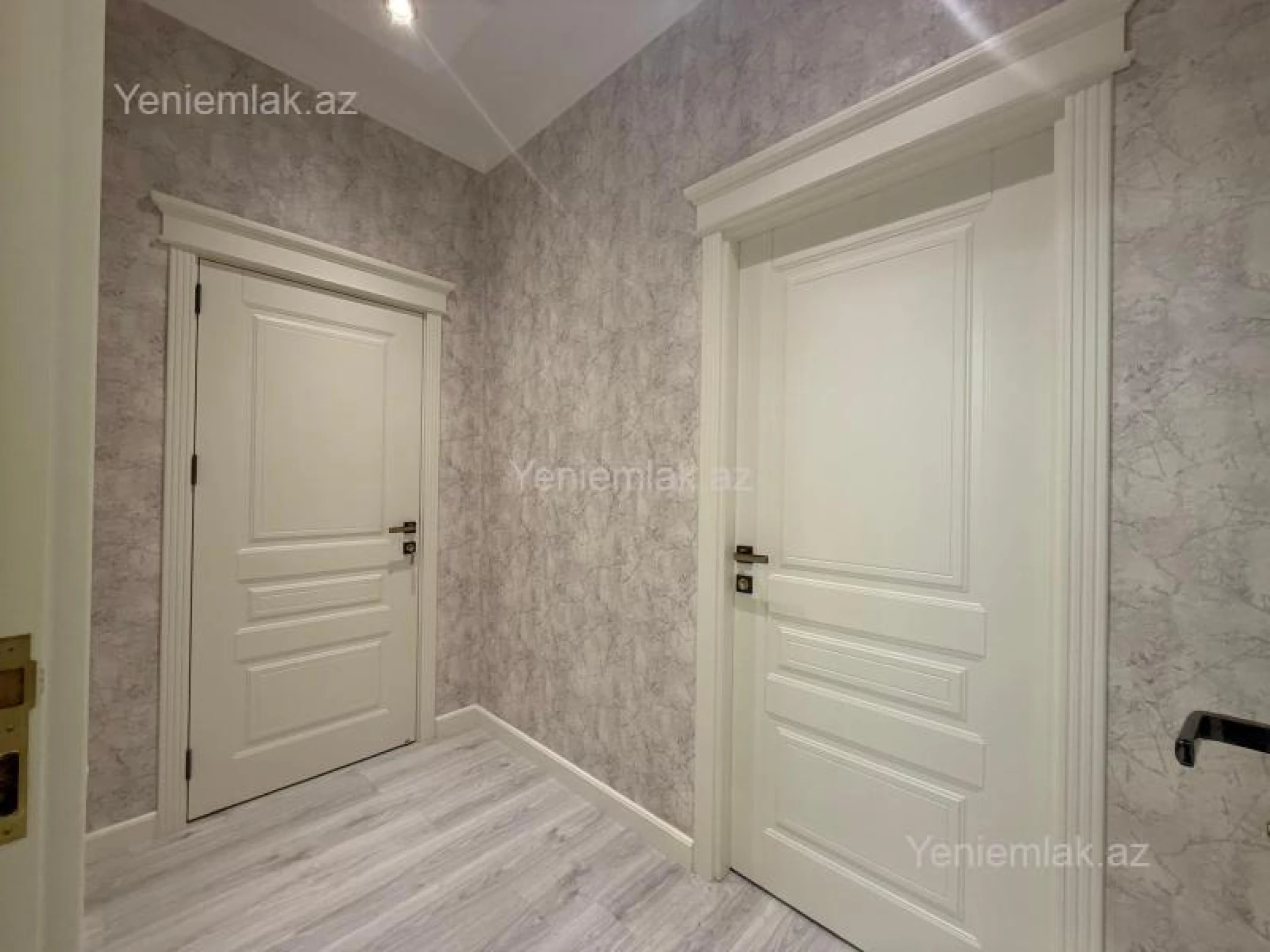 Satılır 3 otaqlı yeni tikili 93 m²