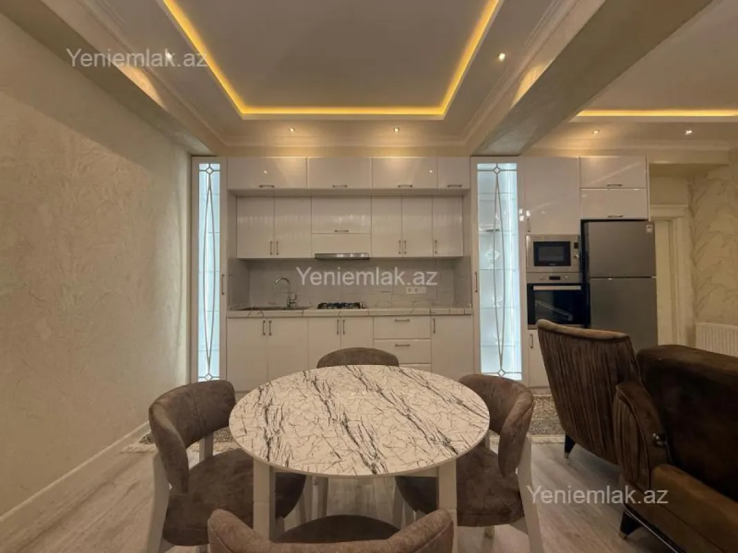 Satılır 3 otaqlı yeni tikili 93 m²