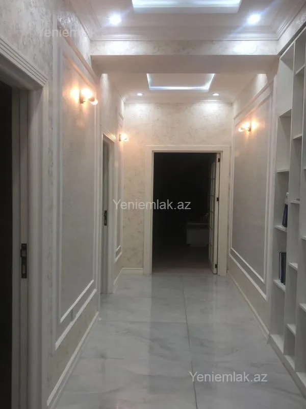 Satılır 3 otaqlı yeni tikili 100 m²