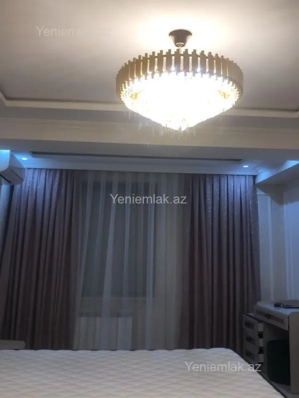 Satılır 3 otaqlı yeni tikili 100 m²