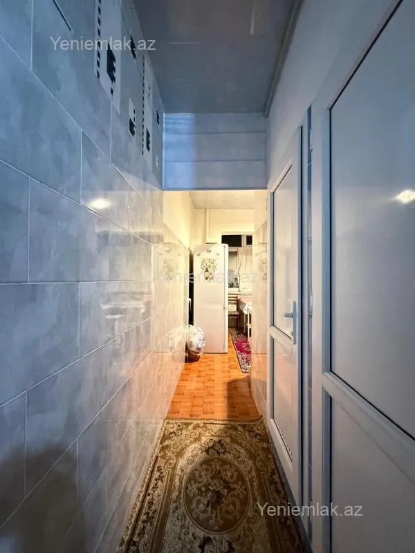 Satılır 3 otaqlı köhnə tikili 90 m²