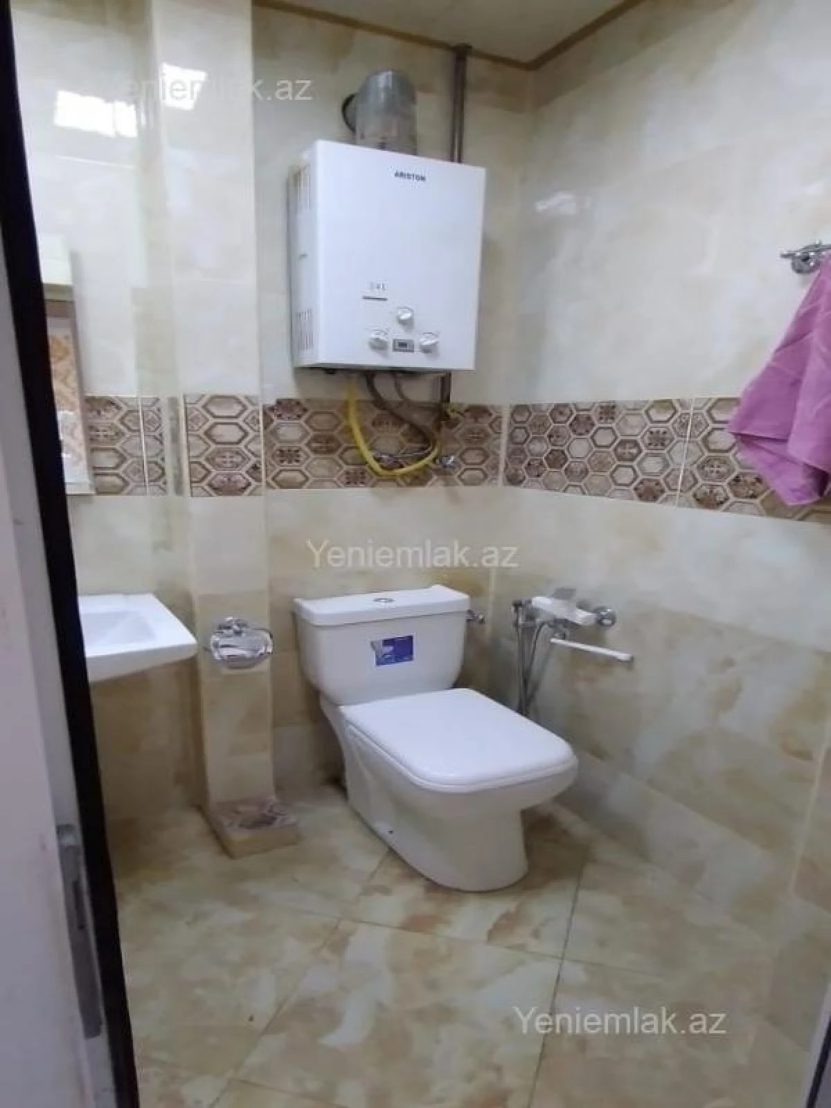 Satılır 3 otaqlı köhnə tikili 80 m²