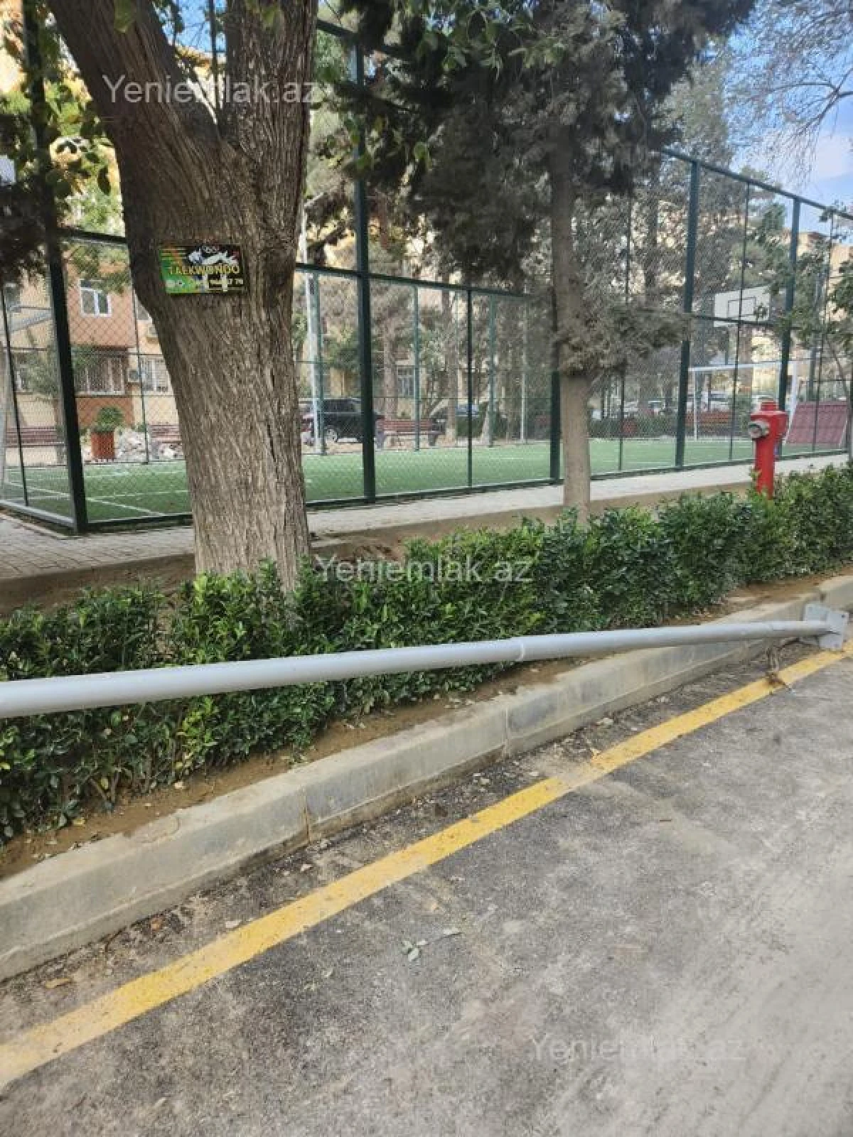 Satılır 3 otaqlı köhnə tikili 80 m²
