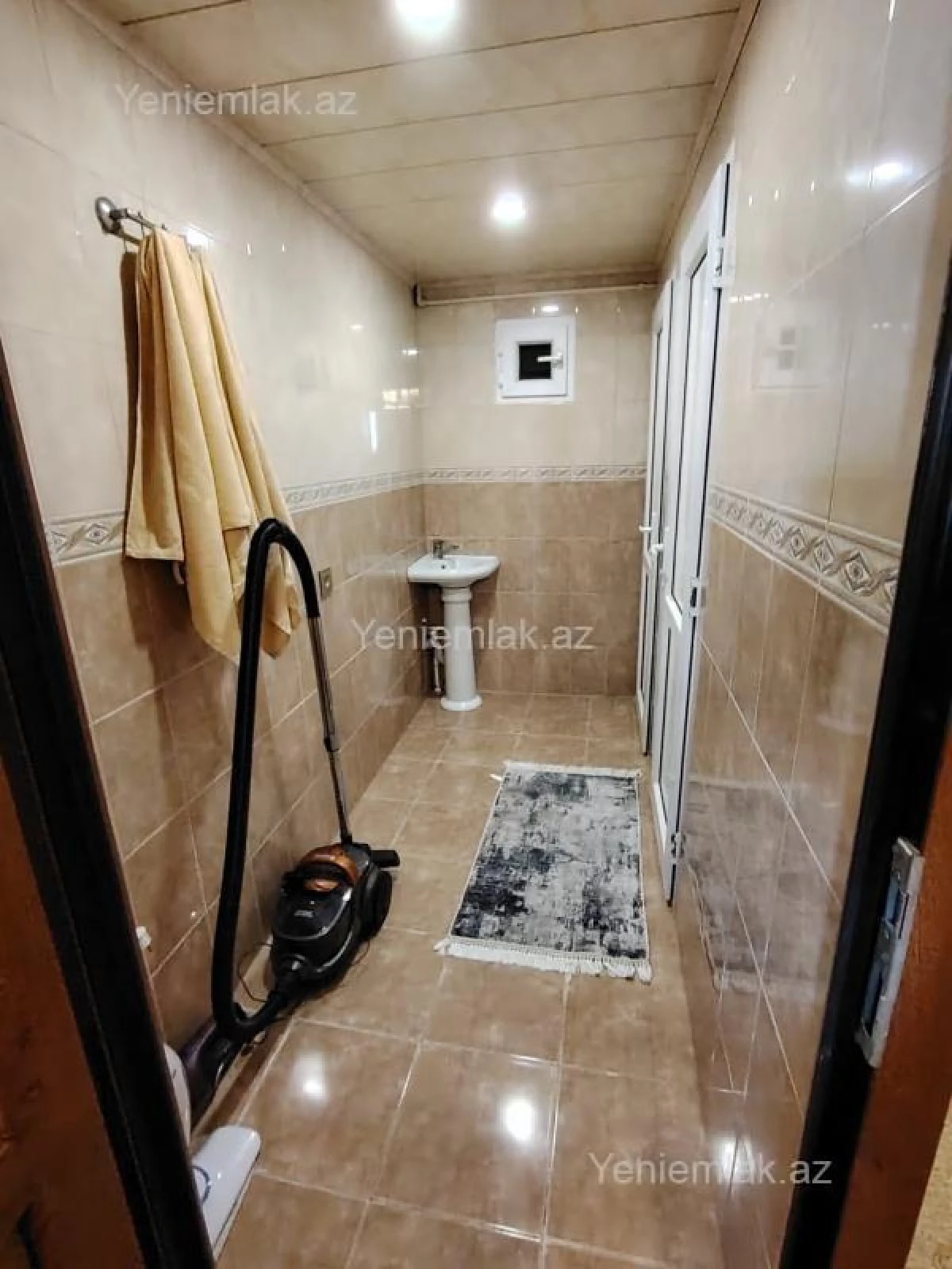 Satılır 4 otaqlı köhnə tikili 110 m²