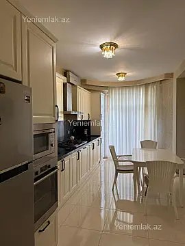 Satılır 3 otaqlı yeni tikili 156 m²