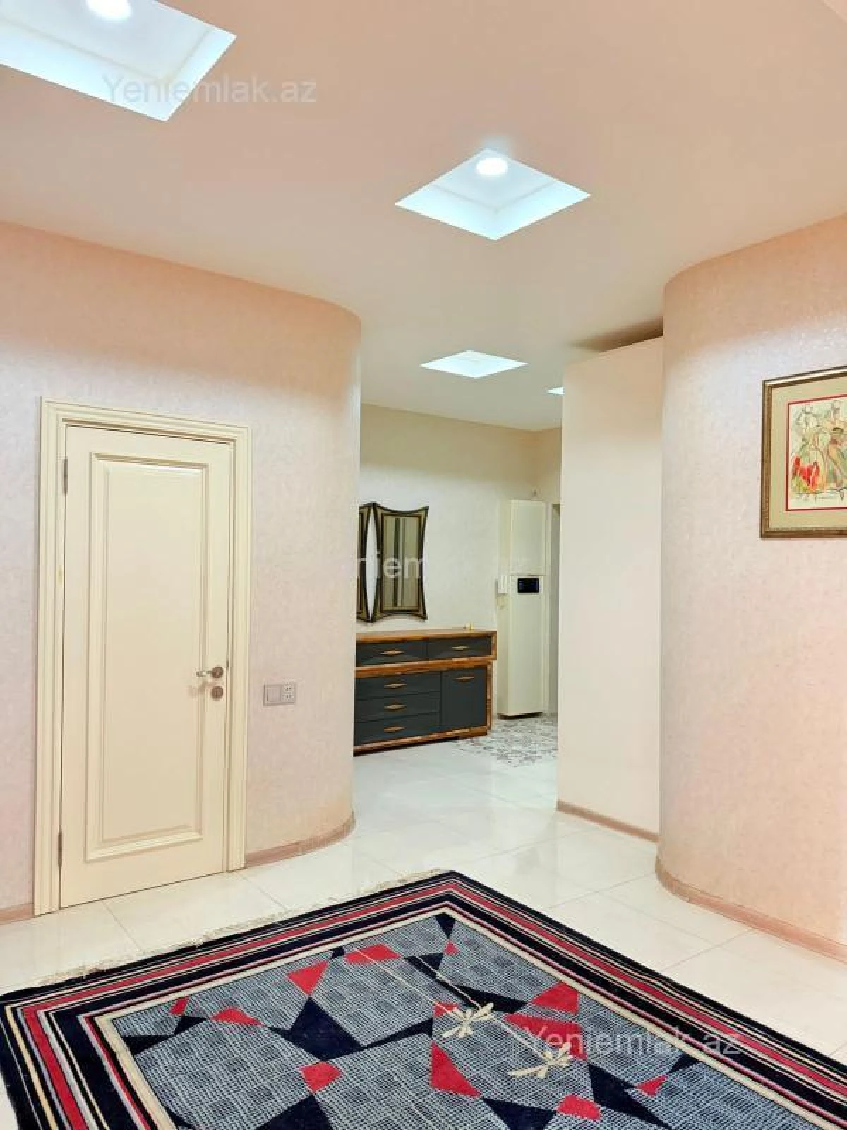 Satılır 3 otaqlı yeni tikili 156 m²