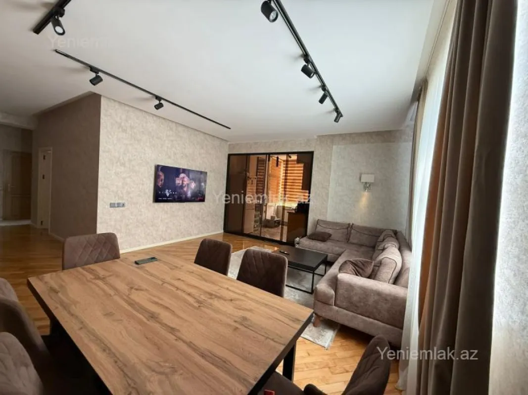 Satılır 3 otaqlı yeni tikili 93 m²