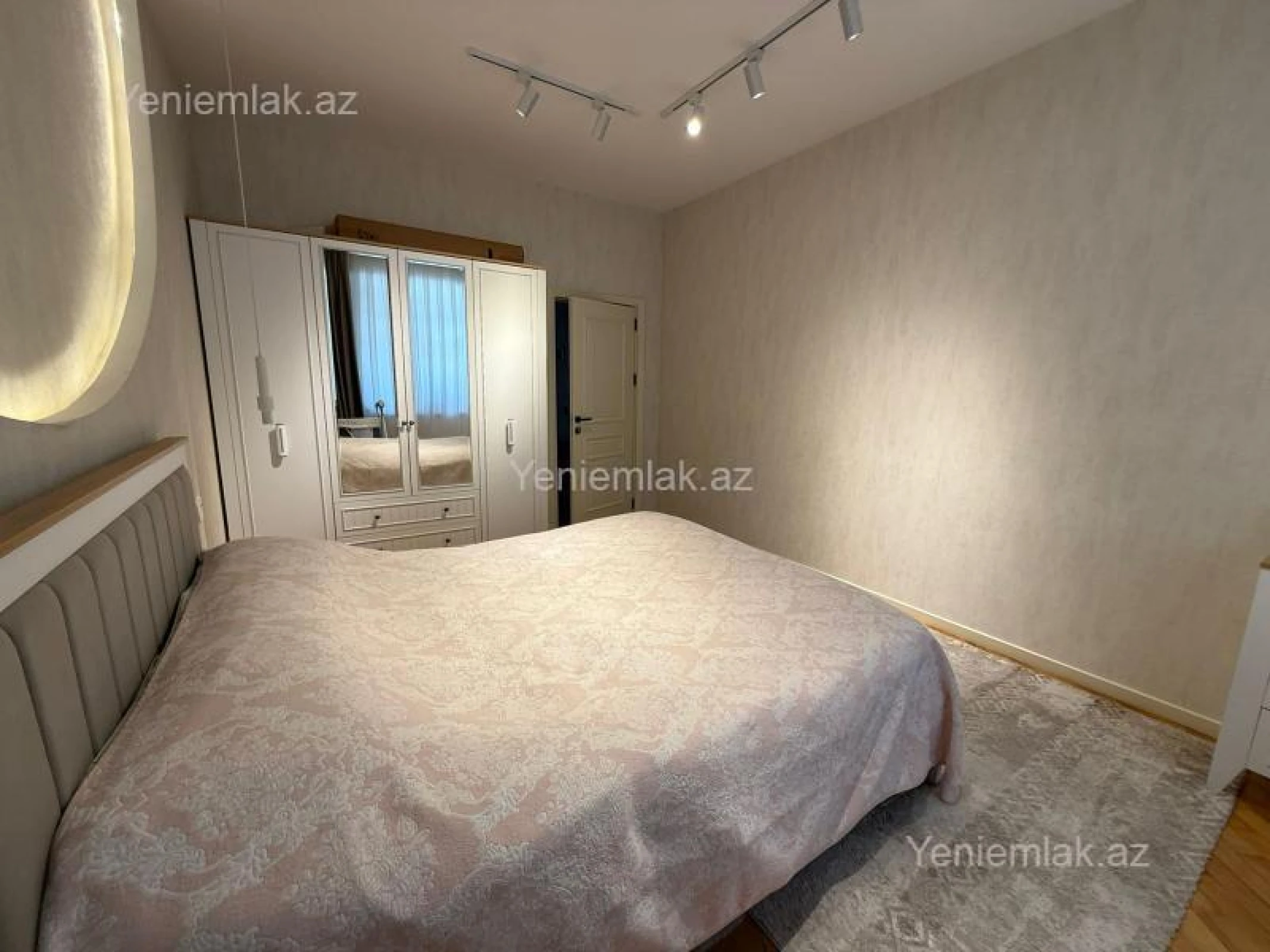 Satılır 3 otaqlı yeni tikili 93 m²