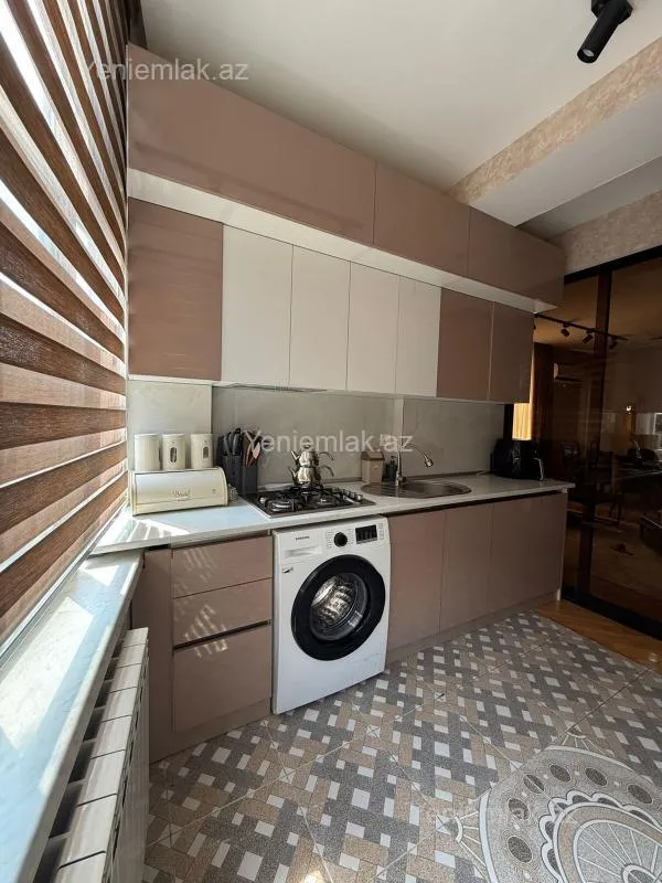 Satılır 3 otaqlı yeni tikili 93 m²