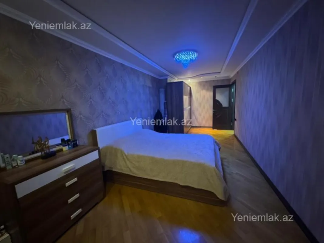 Satılır 3 otaqlı yeni tikili 129 m²